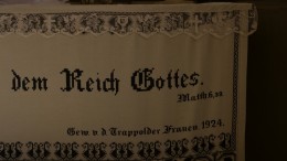 kirchenburg-trappold-waldmann-13 Traditioneller siebenbürgisch-sächsischer Altarschmuck. (Foto: Nancy Waldmann)