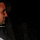 Udo Roth ist Kleinbauer im Dörfchen Malmkrog. Abends trifft er sich an seinem Kuhstall mit Freunden, um über den Tag und das Geschäft zu reden. 