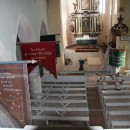 Alles ist für den Gottesdienst bereit, die Paramente hängen, Gesangsbücher liegen bereit. Doch die Sonntagsbesucher bleiben fern. (Foto: Stefan Junger) Alles ist für den Gottesdienst bereit, die Paramente hängen, Gesangsbücher liegen bereit. Doch die Sonntagsbesucher bleiben fern. (Foto: Stefan Junger)